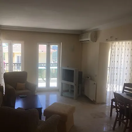 Artemisia Havuzlu Dublex فيلة موجلا